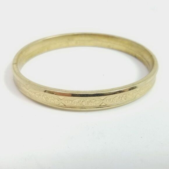 Vintage Gold Tone Bangle Bracelet with Scroll Leaf Pattern, Made in West Germany - Picture 8 of 8